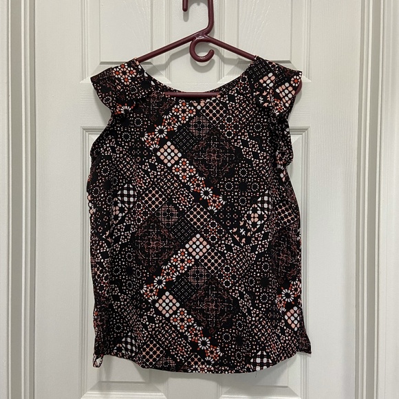 Lord and Taylor Top - Picture 1 of 7